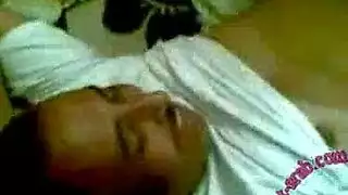 فتاة مصرية حارقة تحب أن تكون شرموطة جنس جماعي