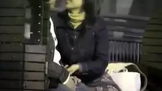 المتطفل يصور شريط جنس ساخن لصديقه