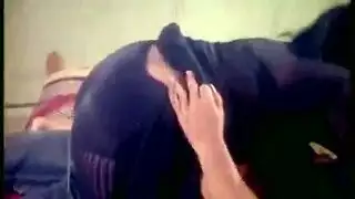 جنس شرجي قوي يجعل فرجها يقطر مبللاً