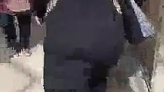 التقاط بنات من الشارع و اغتصابهم