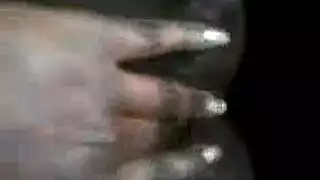 ميلتون يأخذ النافورة في فيلم إباحي شرجي صريح