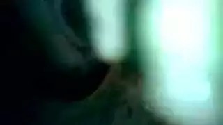 هذه العاهرة المتبرجة لا تكتفي من قضيبه