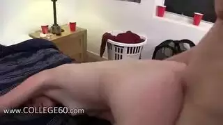نيك جماعي و سحاق في احتفال بين فتيات ممحونات و شابين
