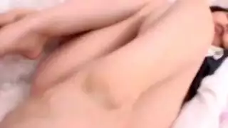 تدليك يوي كومي الإباحي: إيلاج مزدوج وانتهاء بالقذف