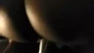 الجينز للكاحل، المؤخرة تُضرب جنس شرجي قاسي