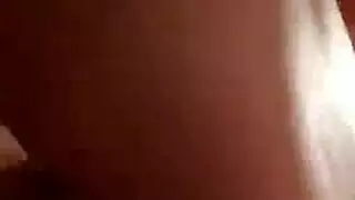عاهرات سودانيات يأخذن زبور كبيرة في جنس جماعي في دبي