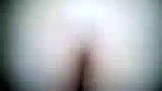 فتاة سمراء ذات مؤخرة كبيرة في تجميع أفلام سكس عنيف