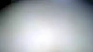 صور صريحة: بريان وقنبلة الشقراء