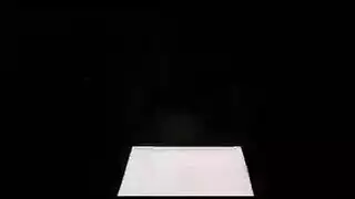 فتاة العزف المنفرد أمي اليابانية حذاء