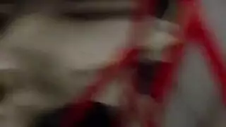 أخذها بعمق: مشهد بورن شرجي صريح