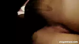 زب كبير يمزق كسها