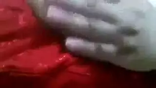 حصرياً: أشد فتاة عراقية إثارة مع أثداء بيضاء مثالية في فيلم إباحي صريح