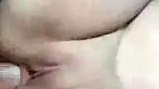 سكس نيك طيز إيراني: تسجيل سري لعاهرة غير مدركة