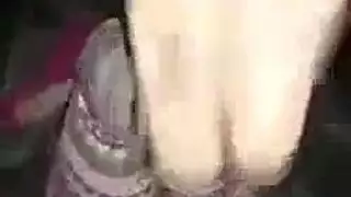 إكس إكس إكس عنيف: رجل مسيطر يعاقب أفخاذ عشيقته المحجبة في مشهد جنسي شاذ