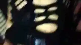 متعة مزدوجة للعاهرة: تدليك البظر ثم الركوب العميق على الزب