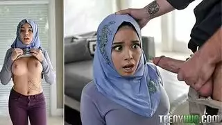 العاهرة المحجبة تتعرض للجنس الشرجي من ضابط في خيال هروب من السجن