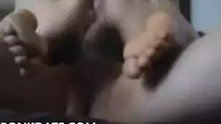 ثقب المجد الجنس الجماعي: مص وركوب عمود ضخم