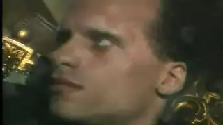 ولد هايج ينيك امه امام والده
