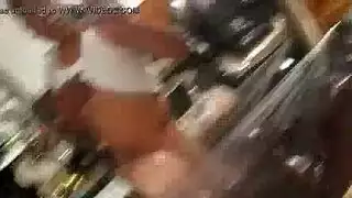 الجيش الحلمة زلة تدليك الآسيوية