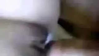 زوج ديوث يسجل مقاتل بي بي سي يمارس الجنس بزوجته إكس إكس إكس