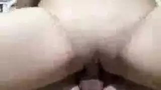 شاب جرم يرفع المرا على زبه