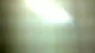 يصور مراته المزة وهو بينيكها في شهر العسل
