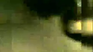 أم مثيرة كبيرة الثدي تستمتع بجنس قاسي وقذف على الوجه وهي خجولة