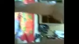 فيديو سكس عربي: امرأة حامل تتلقى نيك مزدوج من جارها