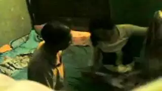 مصري مثير ينيك ربة منزل جارة مثيرة في مشهد إباحي