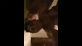 عاهرات عراقيات ينكحن بقوة: جنس فموي عميق وشرج خشن