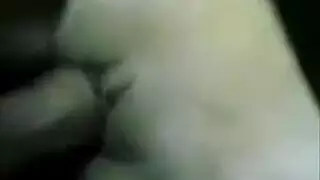 عذراء عربية ساذجة تأخذ بقسوة من عشيقها