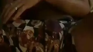 بول وشرج: مشهد بالغ صريح وجامح