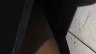 أداء إباحي صريح وعنيف مع قضيب كبير