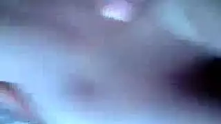 شاب مسيطر يأخذ السيطرة في حركة جنسية قاسية