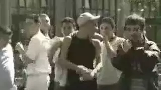 جنس جامح للمصور مع مساعدة المغسلة الساخنة