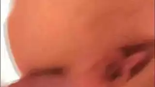 سكس البهيمية: كلب يمارس الجنس بقوة مع صاحبته