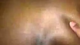وضعية الكلب بجانب الثلاجة: فرس تُنك من الخلف