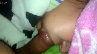 زوجة تمص زب عربي