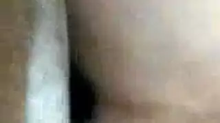 جمال سكران يخدم أقراص محظوظة في جلسة جنسية جماعية صريحة