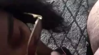 آسيوية ساخنة تمص القضيب ثم تتعرض لتمدد قاسٍ