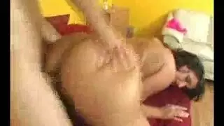 فعل وحشية جامح مع مخلوق المزرعة