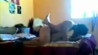 اغر بنت تمارس سكس