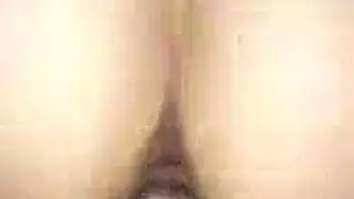 قضيب عملاق يمدد فرج المراهقة