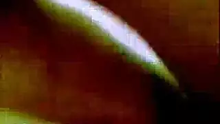مهبلها المتعطش يحتاج إلى حمولة هو في طريقه لتوصيلها