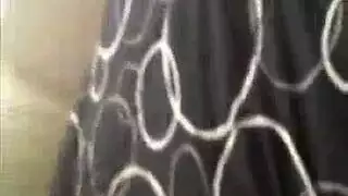 عاهرة عربية ماكرة تنيك والد صديقها من أجل المال والجنس الخشن