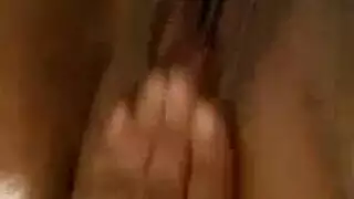 جماع حلق قاسي مع صرخات مكتومة