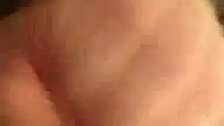 فرج ناضج يتمدد بقضيب كبير لشاب أجنبي