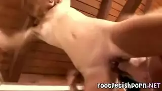 بنت من الطبقة الراقية
