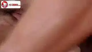 فتاة كبيرة الصدر تُدمر بزب ضخم