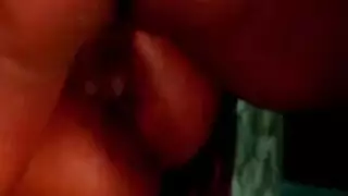 حفلة تبادل الزوجات تتحول إلى احتفال نيك مزدوج قاسي